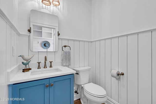 122 Squan Beach Drive, Mantoloking, NJ 08738