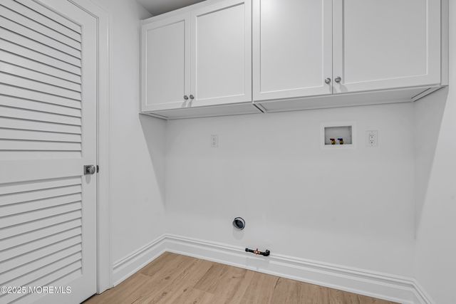 122 Squan Beach Drive, Mantoloking, NJ 08738