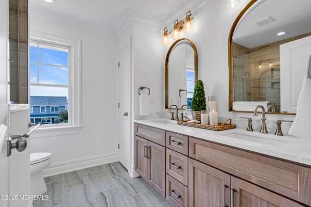 122 Squan Beach Drive, Mantoloking, NJ 08738