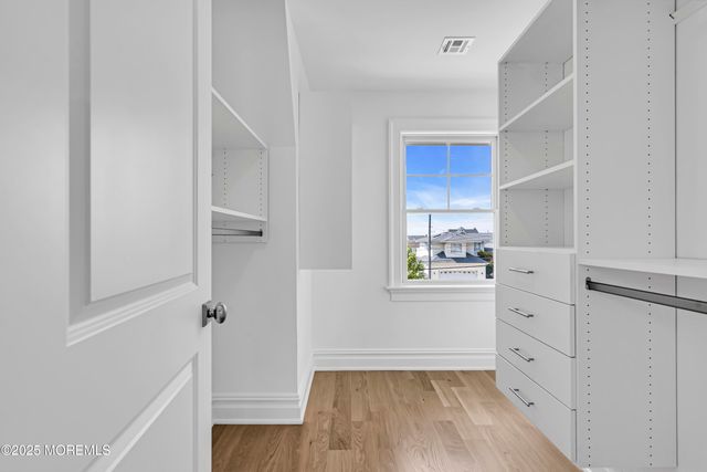 122 Squan Beach Drive, Mantoloking, NJ 08738