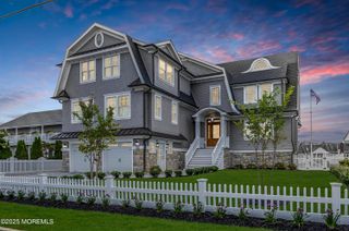 122 Squan Beach Drive, Mantoloking, NJ 08738