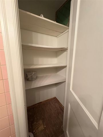 2011 33rd Street, Galveston, TX 77550