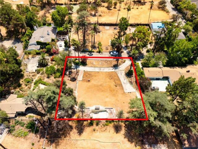 1663 Gaywood, Altadena, CA 91001