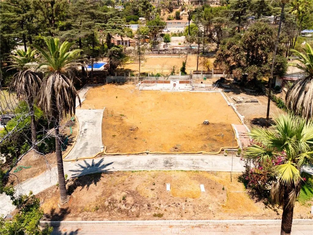 1663 Gaywood, Altadena, CA 91001