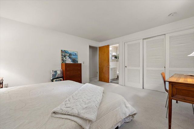2511 Londonderry Road, Ann Arbor, MI 48104