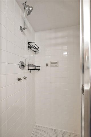 2511 Londonderry Road, Ann Arbor, MI 48104
