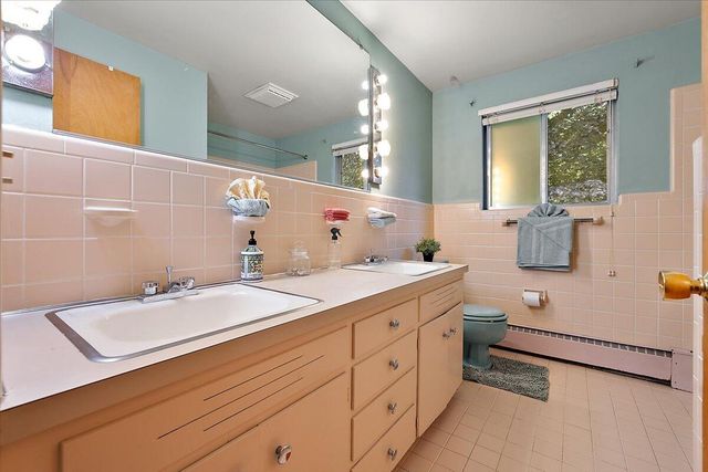 2511 Londonderry Road, Ann Arbor, MI 48104