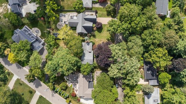 2511 Londonderry Road, Ann Arbor, MI 48104