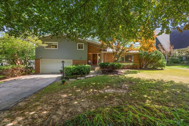 2511 Londonderry Road, Ann Arbor, MI 48104