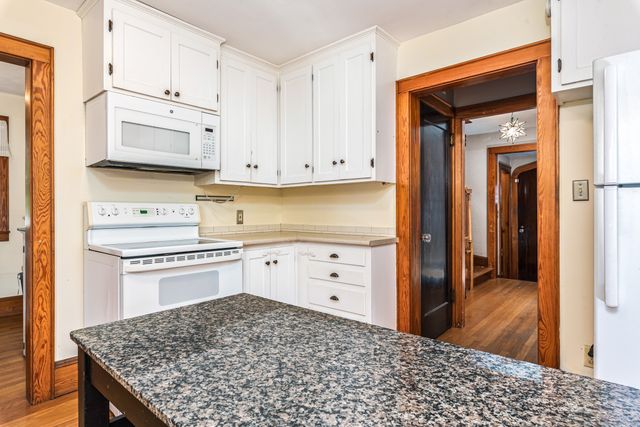 3 Martin Terrace, Enfield, CT 06082