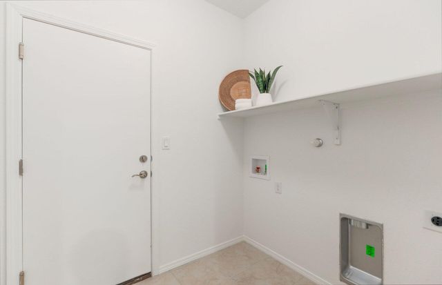 281 Spectrum Avenue SW, Rio Rancho, NM 87124