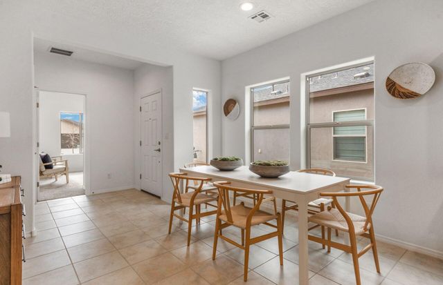 281 Spectrum Avenue SW, Rio Rancho, NM 87124
