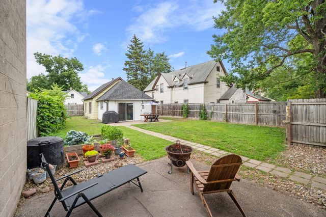 1404 12th Avenue NE, Minneapolis, MN 55413