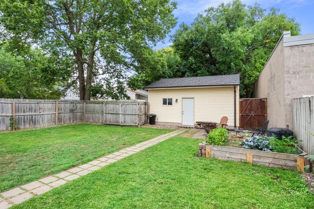1404 12th Avenue NE, Minneapolis, MN 55413