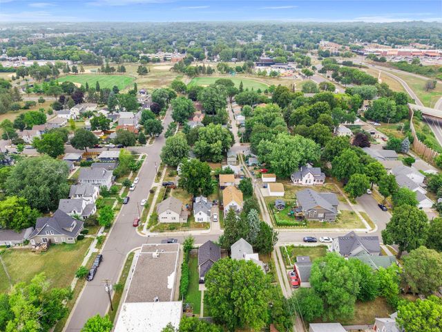 1404 12th Avenue NE, Minneapolis, MN 55413