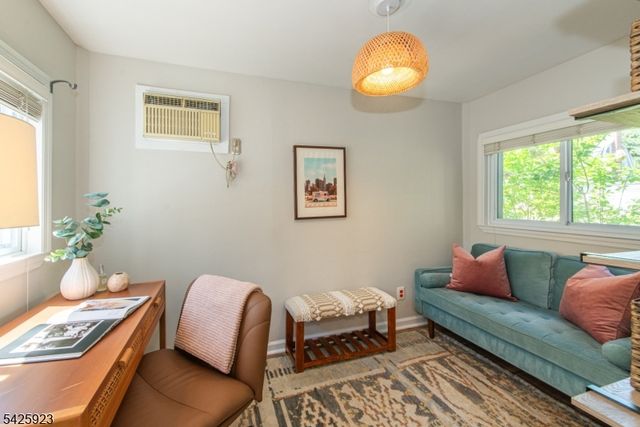 16 Haines Dr, Bloomfield Twp., NJ 07003