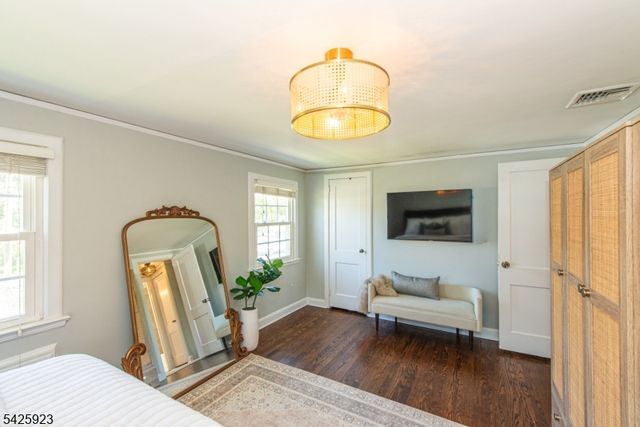 16 Haines Dr, Bloomfield Twp., NJ 07003