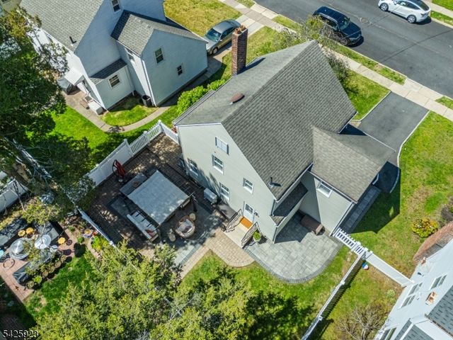 16 Haines Dr, Bloomfield Twp., NJ 07003