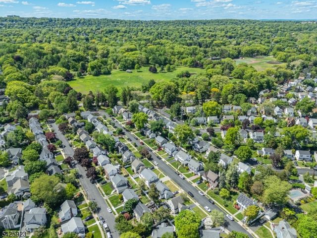 16 Haines Dr, Bloomfield Twp., NJ 07003