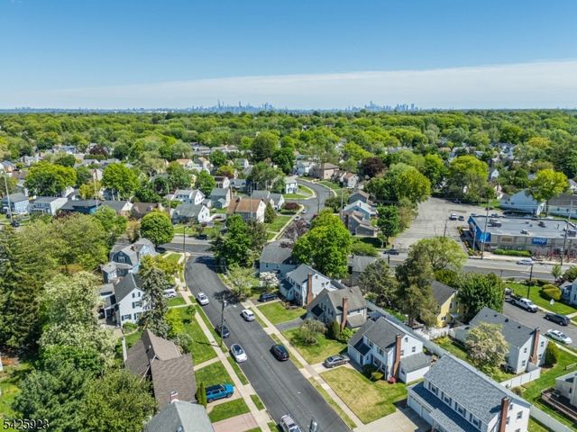 16 Haines Dr, Bloomfield Twp., NJ 07003