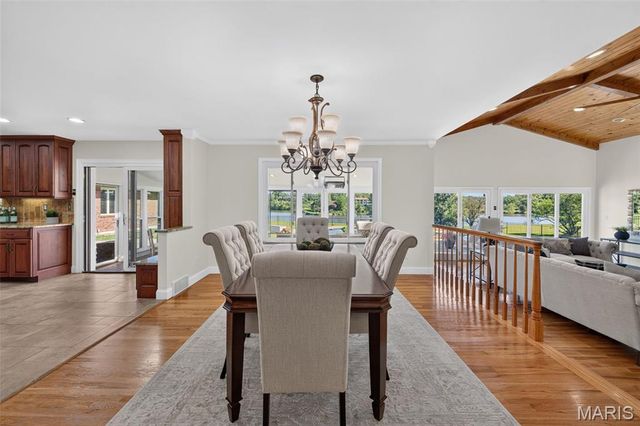 11601 Lakeshore Drive, Creve Coeur, MO 63141