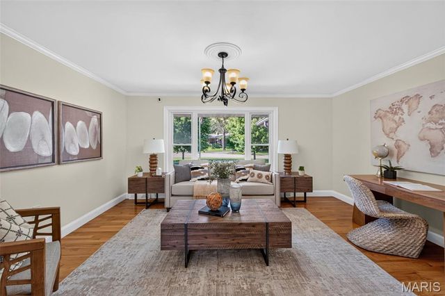 11601 Lakeshore Drive, Creve Coeur, MO 63141