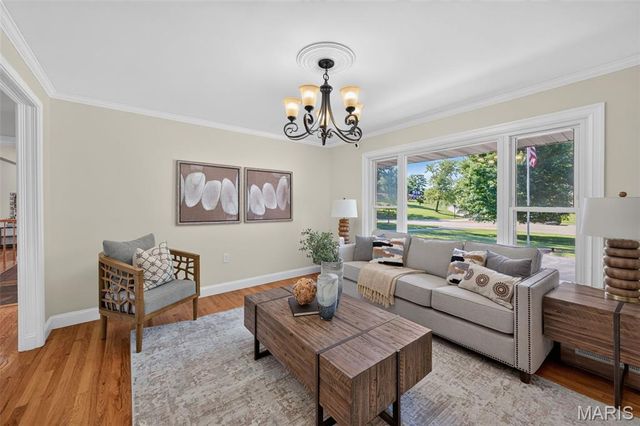 11601 Lakeshore Drive, Creve Coeur, MO 63141