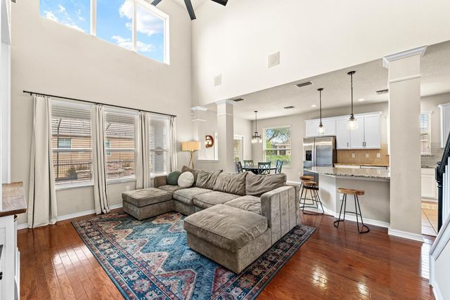 15906 STARLING CROSSING DRIVE, Lithia, FL 33547