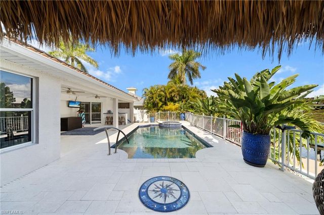 12234 Boat Shell DR, Matlacha Isles, FL 33991