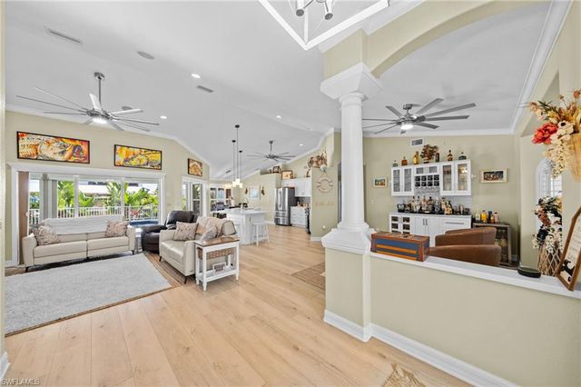 12234 Boat Shell DR, Matlacha Isles, FL 33991