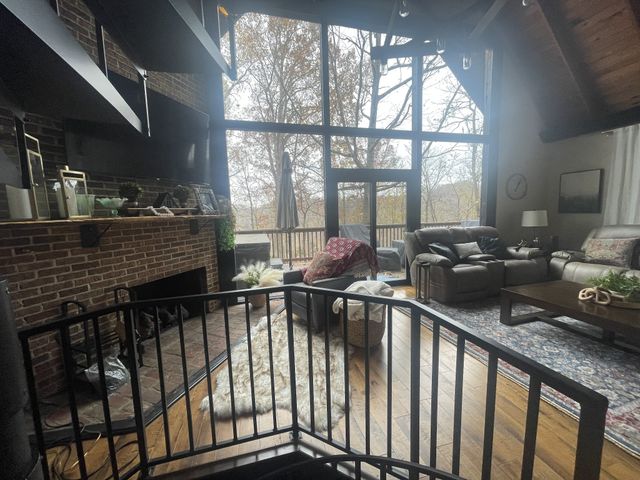 2029 Holly Creek Rd, Celina, TN 38551