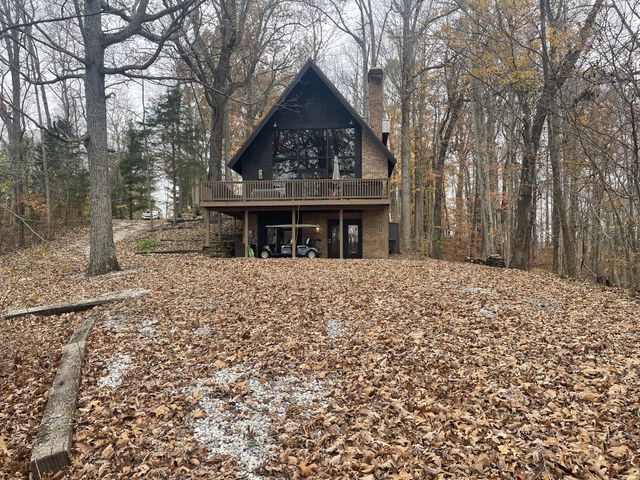 2029 Holly Creek Rd, Celina, TN 38551