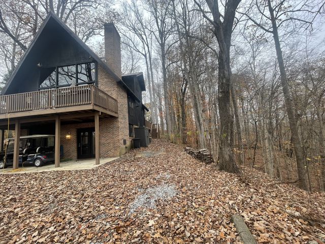 2029 Holly Creek Rd, Celina, TN 38551