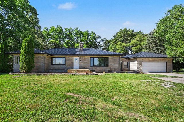 58475 Crumstown Highway, South Bend, IN 46619