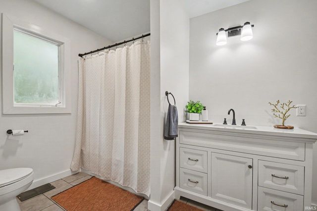 58475 Crumstown Highway, South Bend, IN 46619