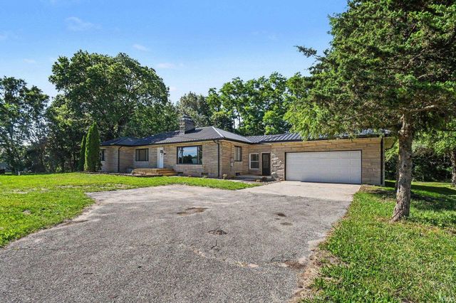 58475 Crumstown Highway, South Bend, IN 46619