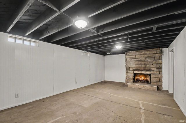 58475 Crumstown Highway, South Bend, IN 46619