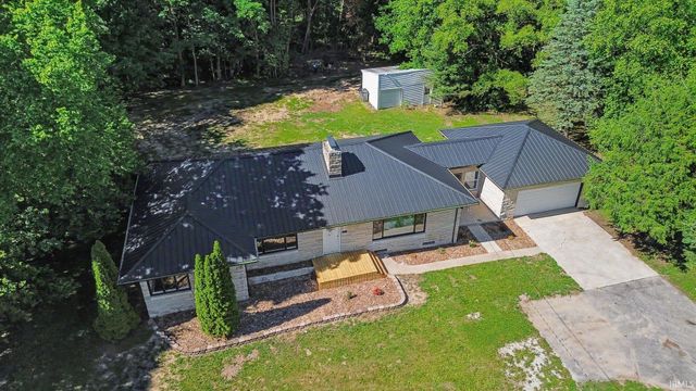58475 Crumstown Highway, South Bend, IN 46619