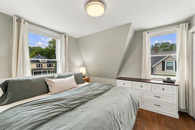 29 Upland St, Holbrook, MA 02343