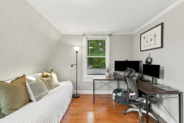 29 Upland St, Holbrook, MA 02343