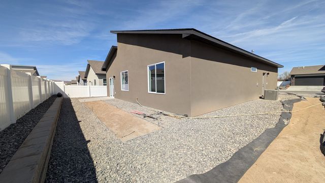 1660 Rusty Rivet Road, Fruita, CO 81521