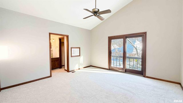 1318 W FEATHERWOOD Drive, Dunlap, IL 61525