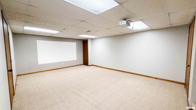 1318 W FEATHERWOOD Drive, Dunlap, IL 61525