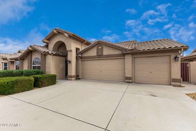 8939 W WESCOTT Drive, Peoria, AZ 85382