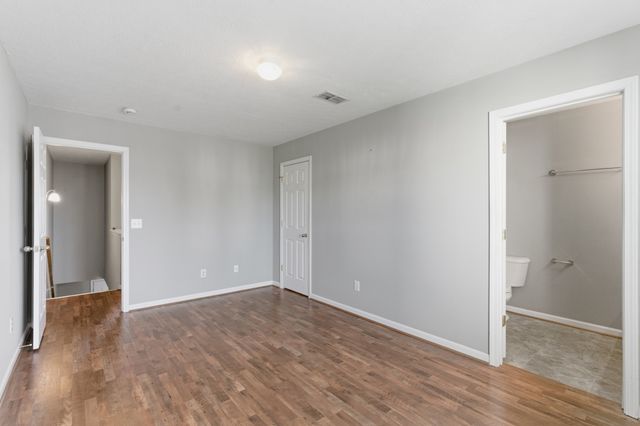 3215 Harpeth Springs Dr, Nashville, TN 37221