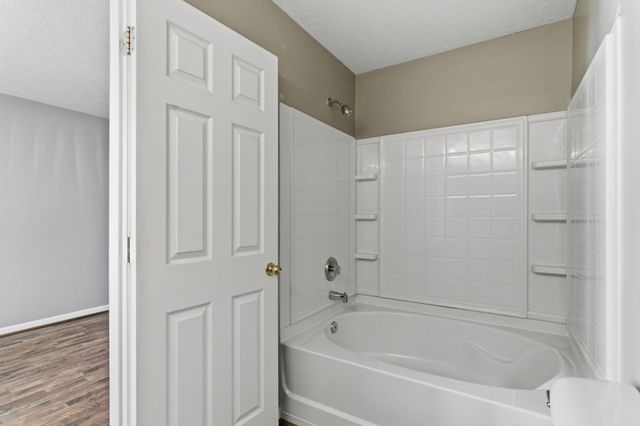 3215 Harpeth Springs Dr, Nashville, TN 37221