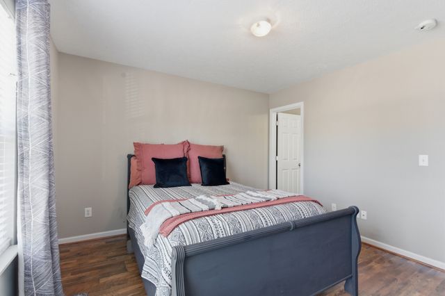 3215 Harpeth Springs Dr, Nashville, TN 37221