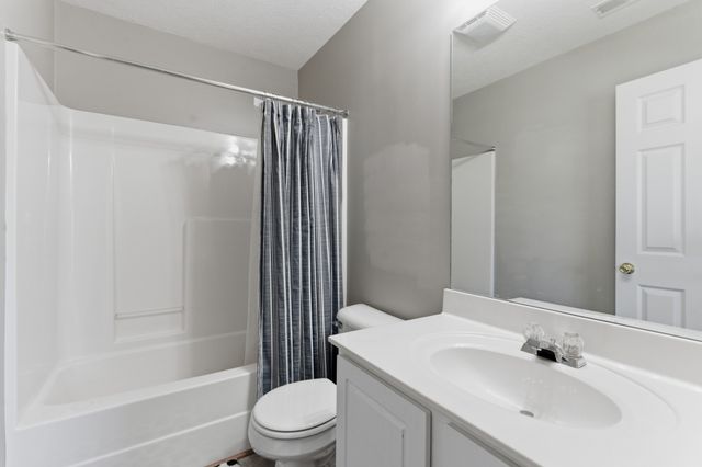 3215 Harpeth Springs Dr, Nashville, TN 37221