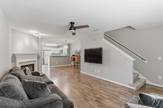 3215 Harpeth Springs Dr, Nashville, TN 37221