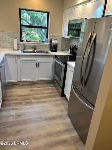 41 Wee Road, Hilton Head Island, SC 29926